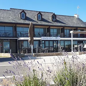 Hotel Du Port Bar Restaurant, Sarzeau